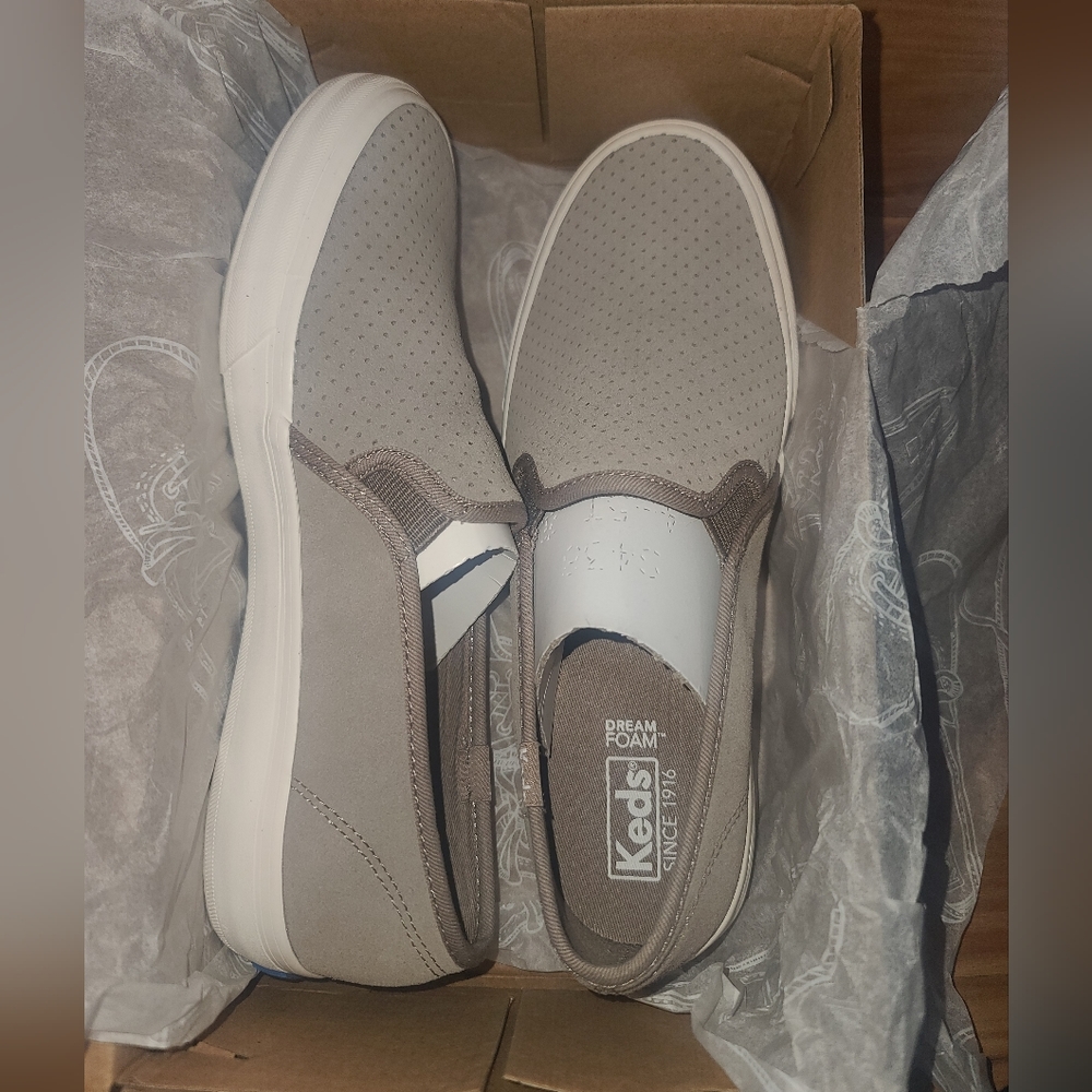 Brand new In box keds